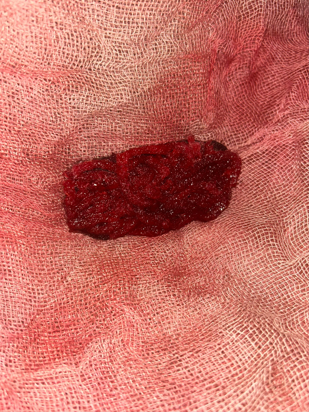 Gummy hairclip